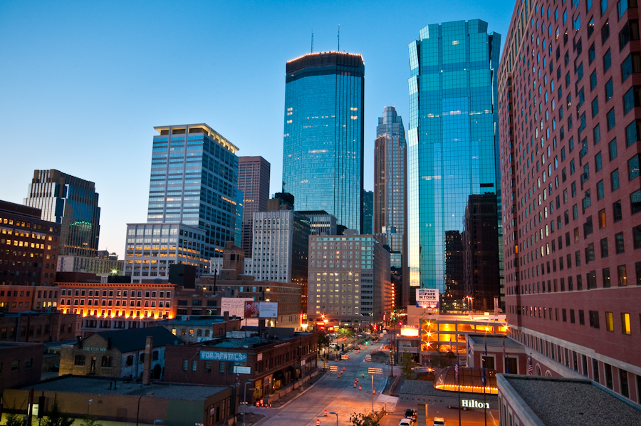 Downtown-Minneapolis-by-the-Hilton.jpg